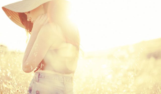 Как правильно выставлять винтажные шляпы?