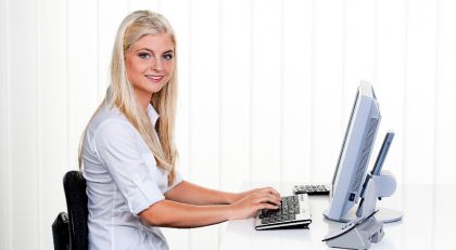 Как нравиться всем мужчинам на работе?