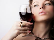 Как приготовить домашнее вино?