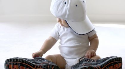 Как научить ребенка одеваться?