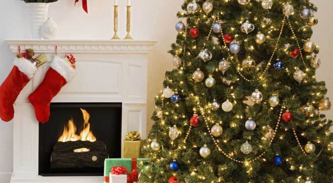 Как правильно установить новогоднюю елку?