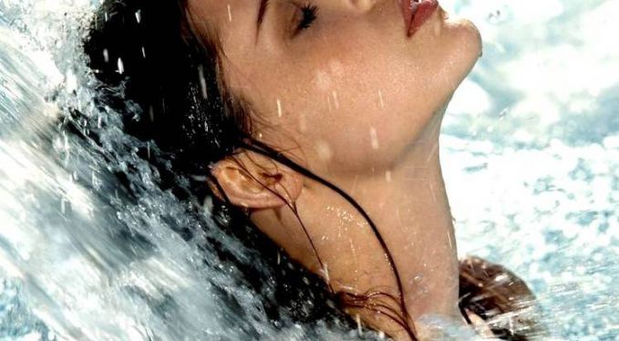 Как пользоваться твердым шампунем?