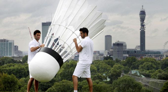 Как научиться играть в бадминтон?