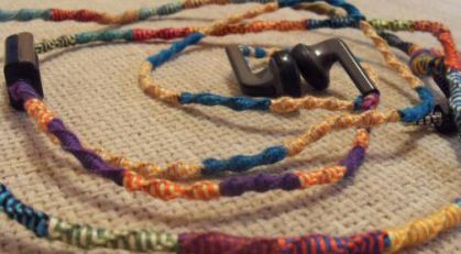 Как оплести наушники?