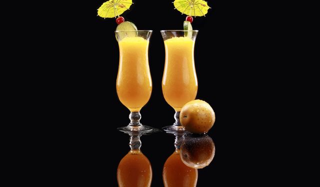 Как проверить, содержат ли фруктовые напитки витамин С?