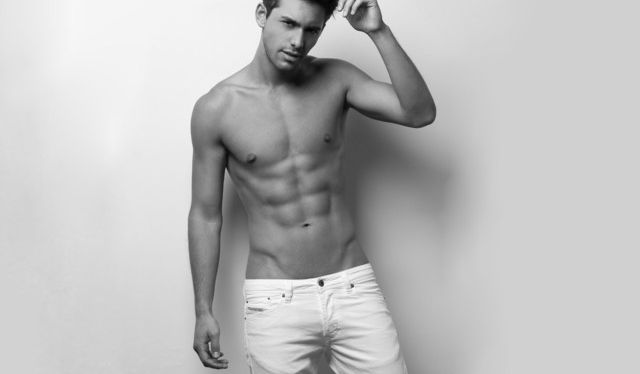 Как мужчине стать моделью?