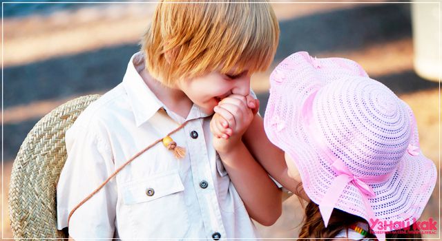 Как правильно целоваться в 12?