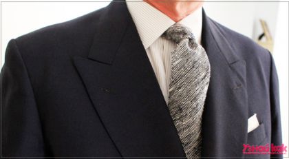 Как завязать мужской галстук?