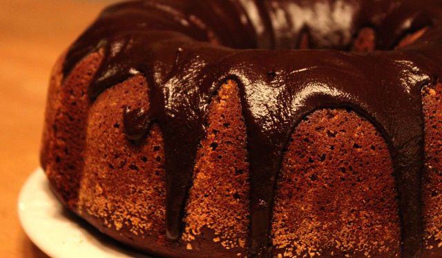 Как сделать глазурь для торта?